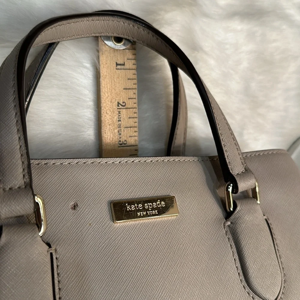 Kate spade grey w/ pink undertones 2 way purse